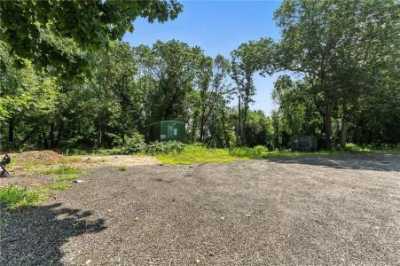 Quaker Lane, North Kingstown, Rhode Island 02852