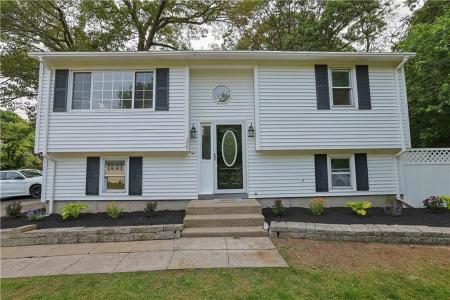 259 Buttonwoods Avenue, Warwick, Rhode Island 02886