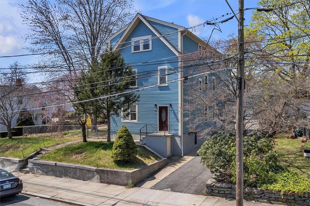 32 Summer Street 1st, Woonsocket, Rhode Island 02895
