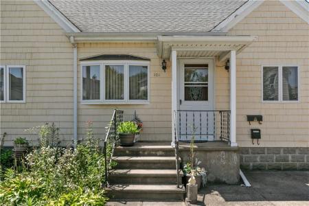 101 Arlington Avenue, Warren, רוד איילנד 02885, ארצות הברית של אמריקה 