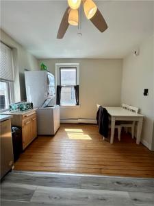 378 thames Street 6, Newport, RI 02840, USA