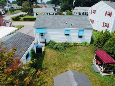 63 Maplecrest Drive, Pawtucket, Rhode Island 02861, États-Unis