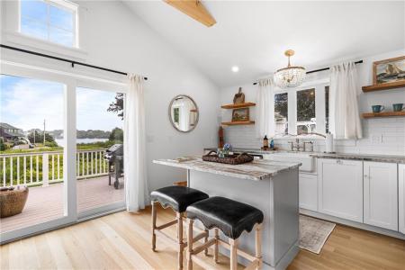 17 Goose Island Road, Narragansett, Rhode Island 02882, USA