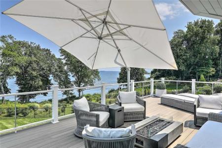 105 Heidi Drive, Portsmouth, Rhode Island 02871