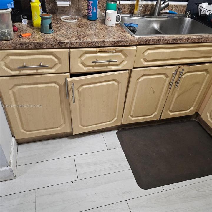 4492 NW 180th St, Miami Gardens, Floride 33055, États-Unis