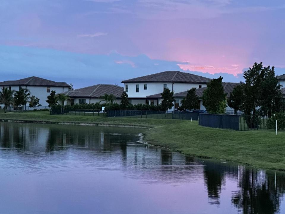1307 Whitcombe Drive, Bellasera, Royal Palm Beach, Floride 33411, États-Unis