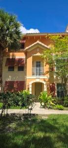 3920 Laurel Ln, Coconut Creek, Florida 33073