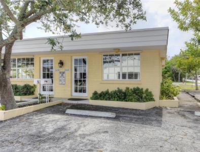 2448 NE 13th Ave, Wilton Manors, Florida 33305