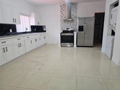 7601 SW 22nd St B, Miami, Florida 33155, USA