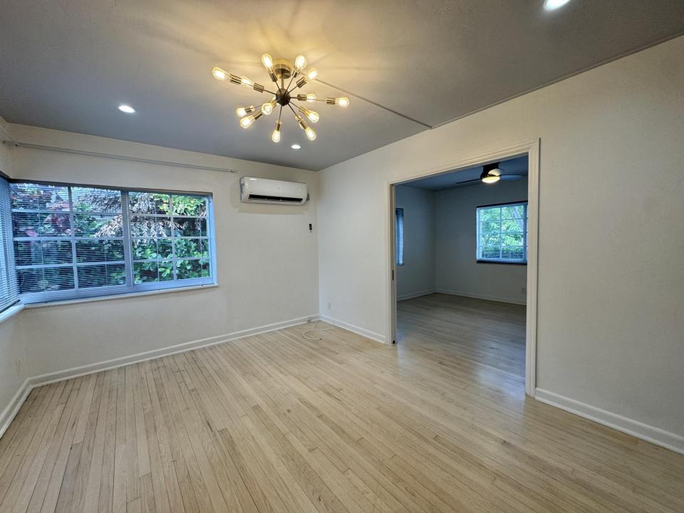 210 S Ocean Breeze 1, Lake Worth Beach, Floryda 33460, USA