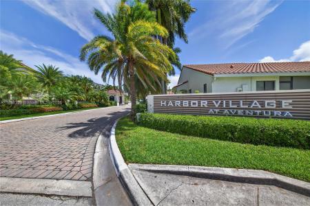 21150 Jib Ct J11, Aventura, Florida 33180, USA