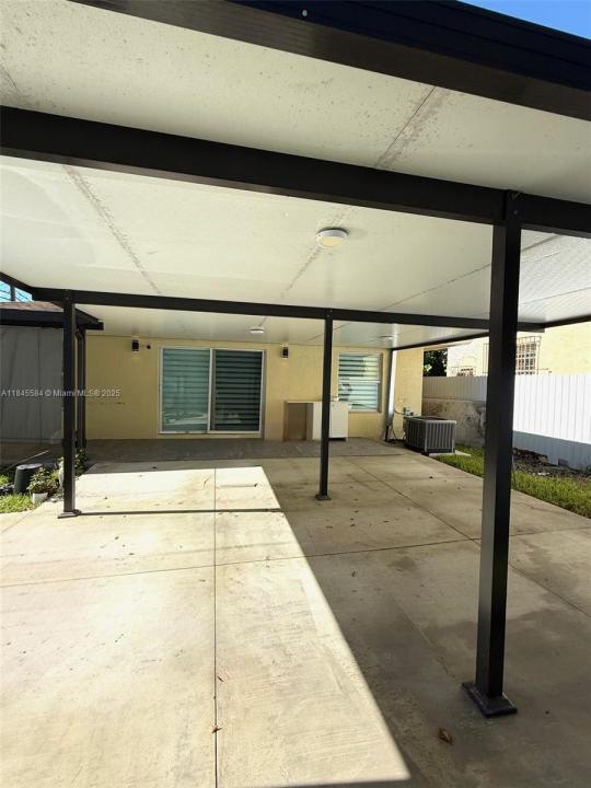 792 NW 29th Ter 792, Miami, Floride 33127, États-Unis