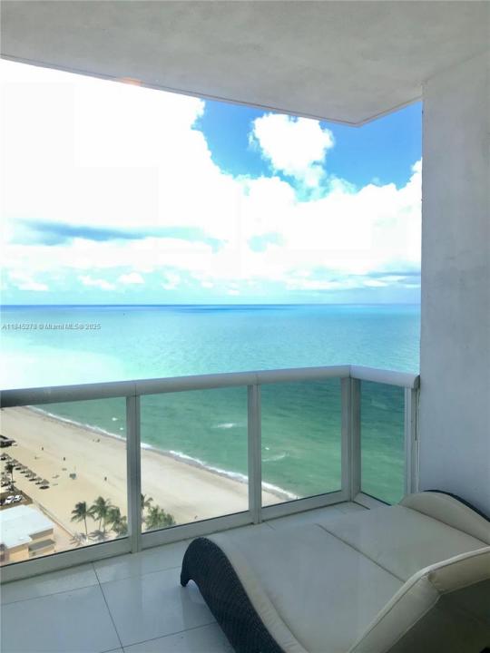 18201 Collins Ave 3302, Sunny Isles Beach, Florida 33160, Stati Uniti
