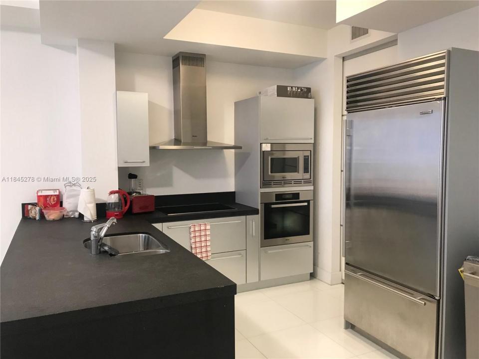 18201 Collins Ave 3302, Sunny Isles Beach, Florida 33160, Stati Uniti