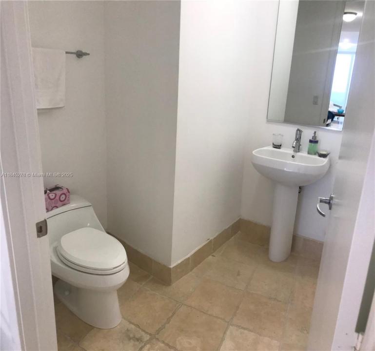 18201 Collins Ave 3302, Sunny Isles Beach, Florida 33160, Stati Uniti