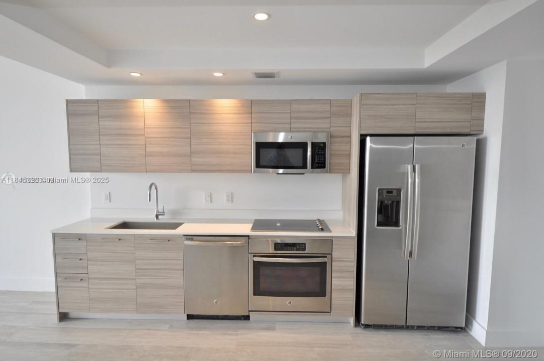 121 NE 34th St 806, Miami, Florida 33137, Stati Uniti