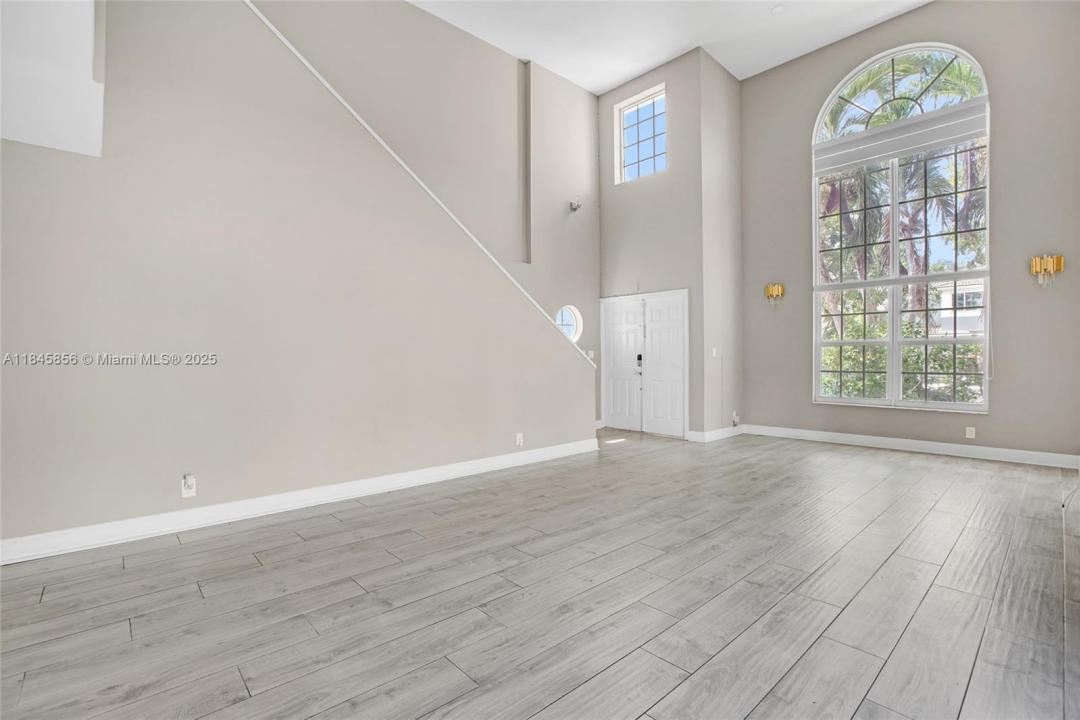 5498 NW 45th Way, Coconut Creek, Florida 33073, USA