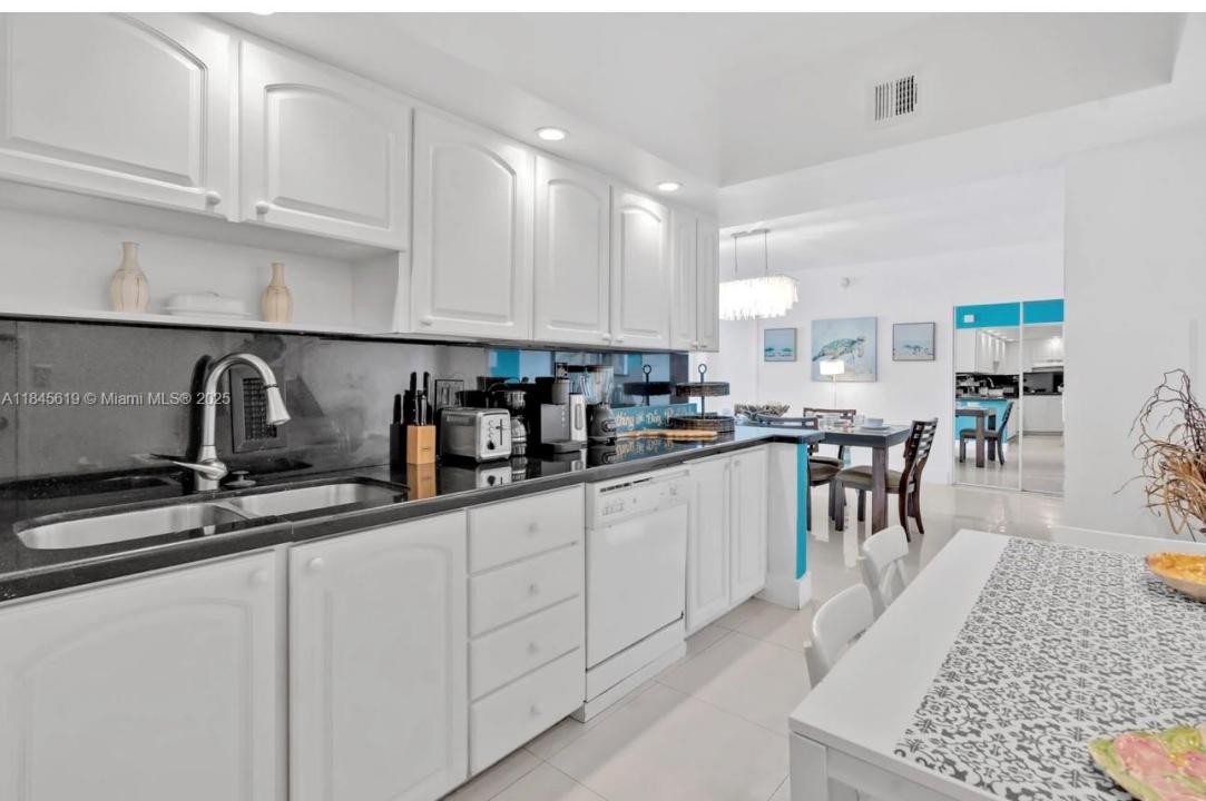 4001 S Ocean Dr 7B, Hollywood, Florida 33019, Stati Uniti