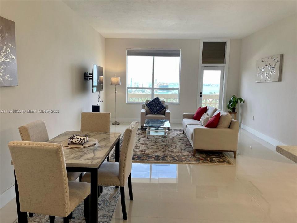 10185 Collins Ave PH06(+DEN), Bal Harbour, Флорида 33154, Соединенные Штаты