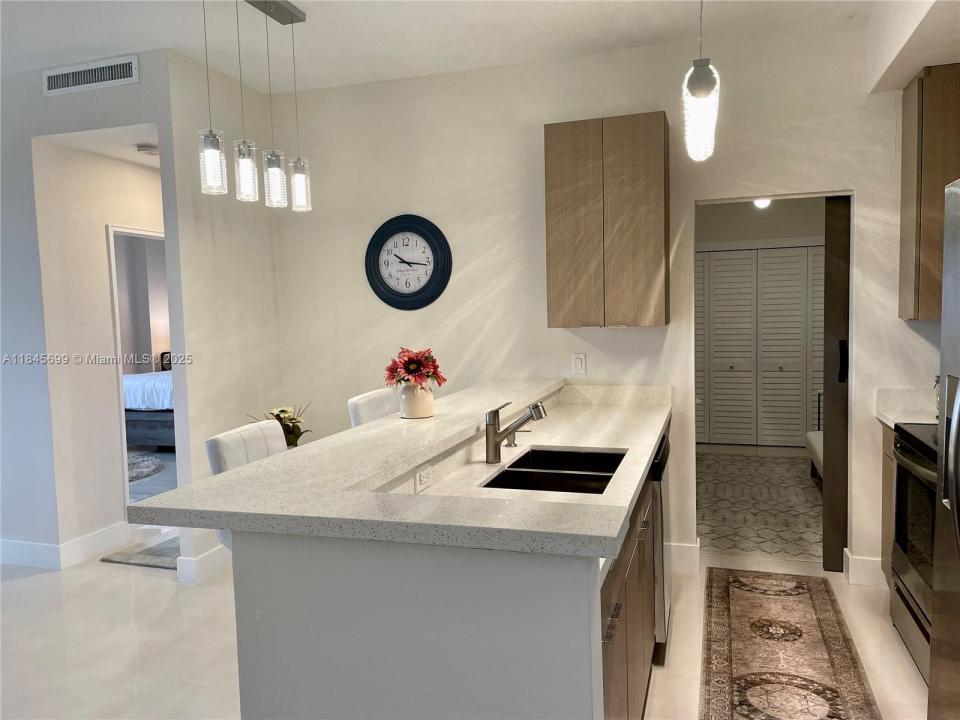 10185 Collins Ave PH06(+DEN), Bal Harbour, Флорида 33154, Соединенные Штаты