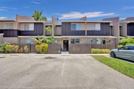 1359 Sussex Dr, North Lauderdale, Flórida 33068, Estados Unidos