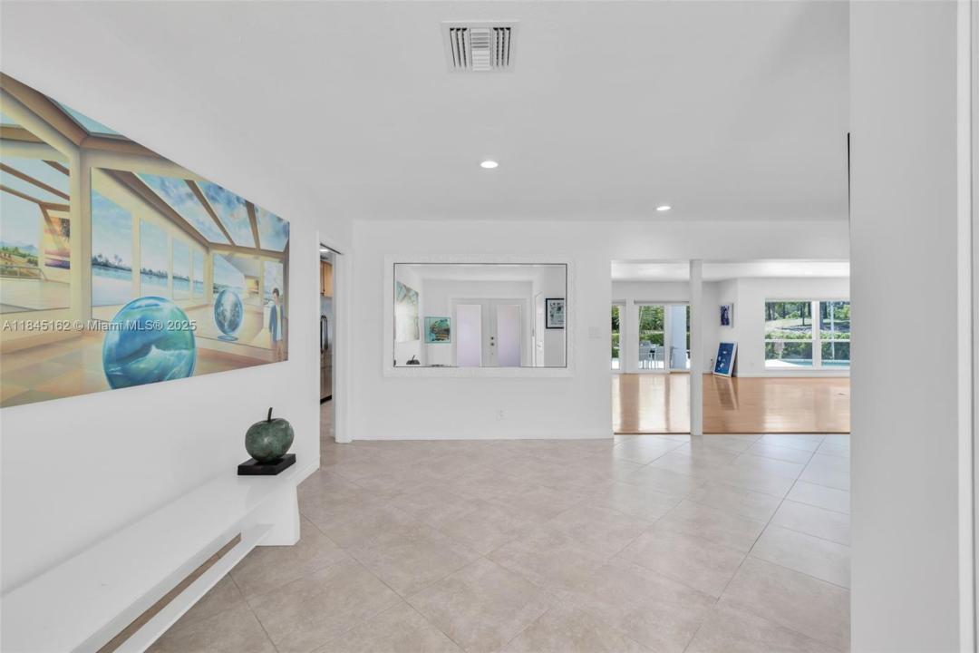 22071 W Soliel Cir W, Boca Raton, Florida 33433, USA