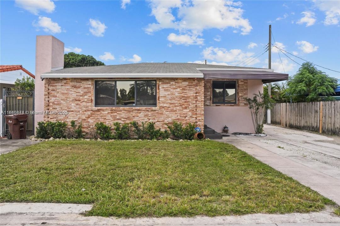 117 W 34th St, Hialeah, Florida 33012