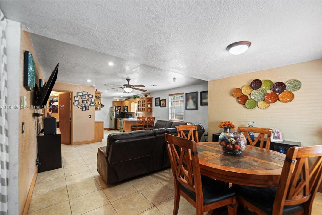3140 NW 59th St, Miami, Florida 33142