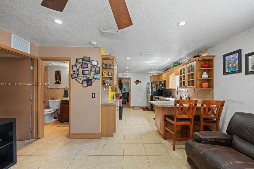 3140 NW 59th St, Miami, Florida 33142