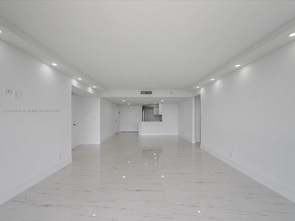 2000 Presidential Way 901, West Palm Beach, Floride 33401, États-Unis