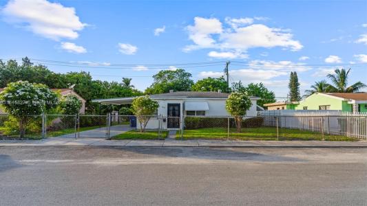 1235 NW 86th St, Miami, Florida 33147, USA