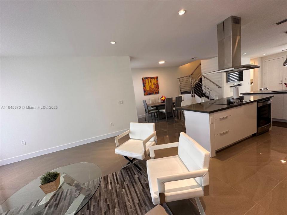 6334 NW 104th Path 6334, Doral, Florida 33178, HOA KỲ