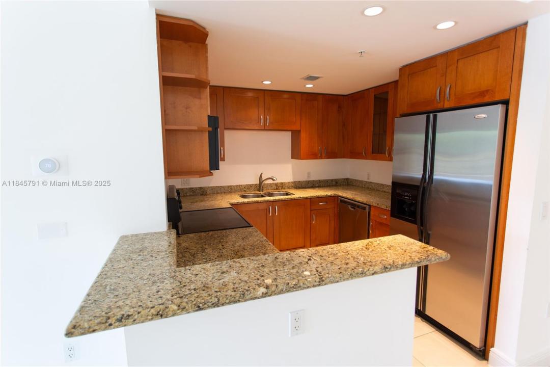 20 Calabria Ave 201, Coral Gables, Florida 33134