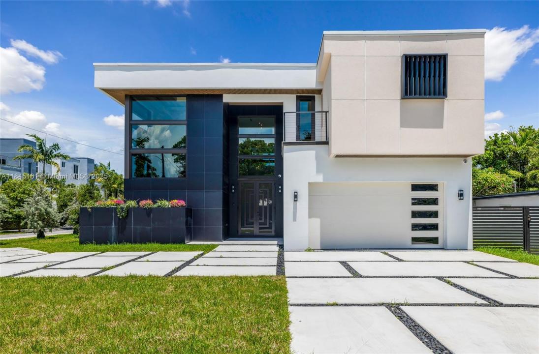 750 NE 16th Ave, Fort Lauderdale, פלורידה 33304, ארצות הברית של אמריקה 