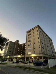 1811 Jefferson St 602, Hollywood, Florida 33020, USA