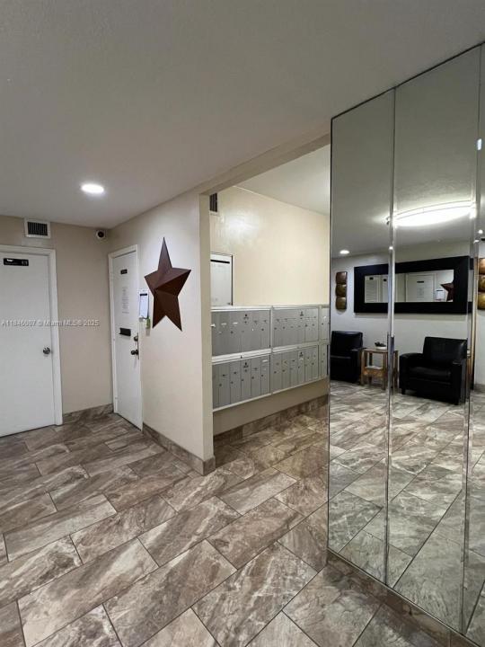 1811 Jefferson St 602, Hollywood, Flórida 33020, Estados Unidos