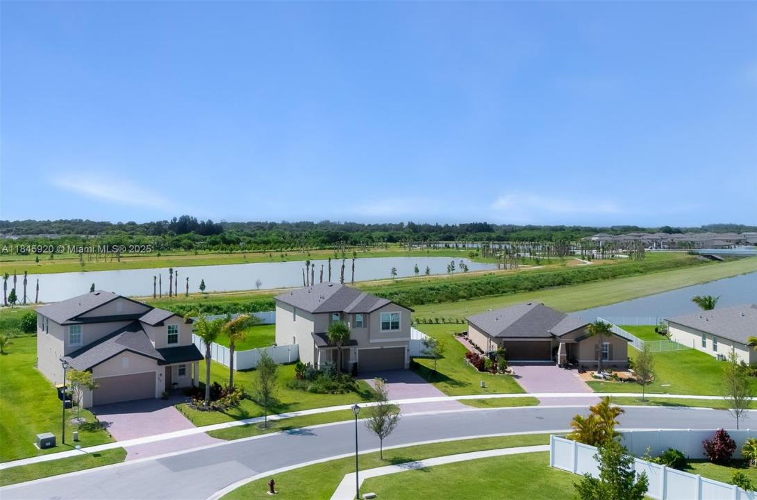 952 Bent Creek Dr, Fort Pierce, فلوريدا 34947, الولايات المتحدة