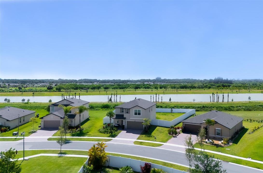 952 Bent Creek Dr, Fort Pierce, فلوريدا 34947, الولايات المتحدة