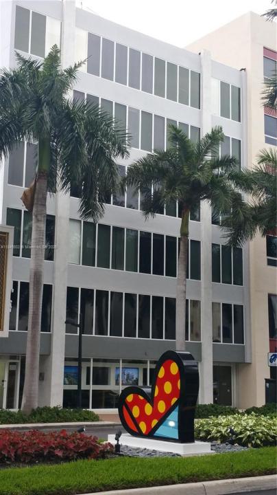 1135 Kane Concourse 3rd Floor, Bay Harbor Islands, Floride 33154, États-Unis