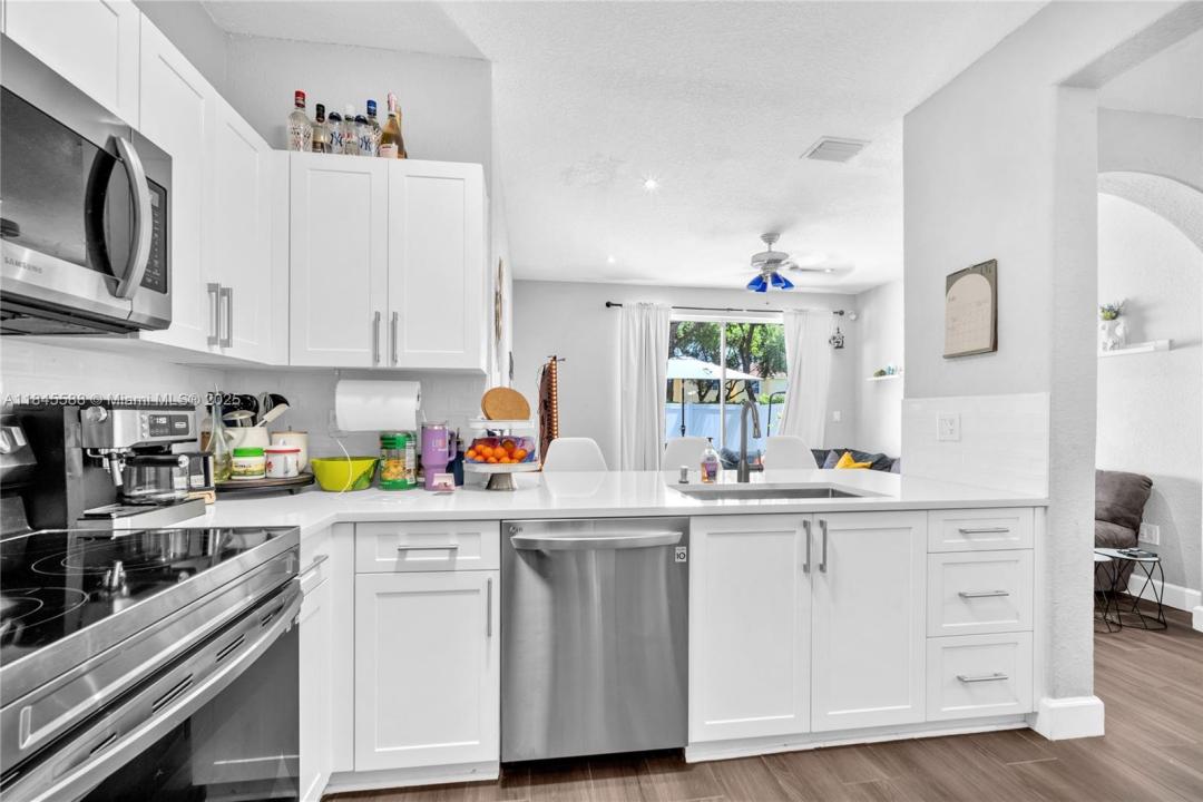 17013 SW 38th St, Miramar, פלורידה 33027, ארצות הברית של אמריקה 