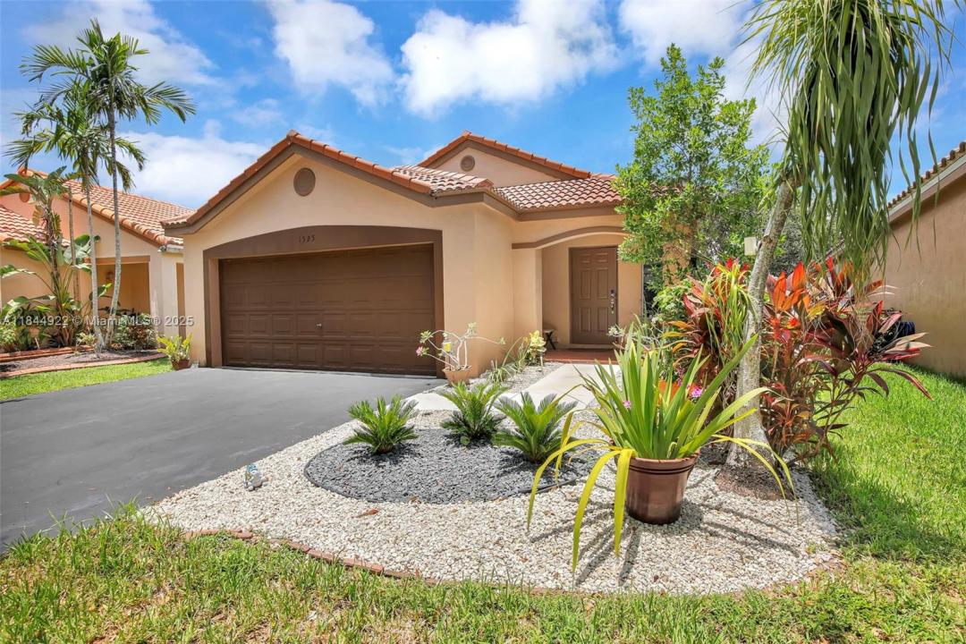 1525 Estancia Cir, Weston, 佛羅里達州 33327, 美國