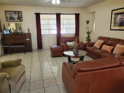1300 NW 174th St, Miami Gardens, Florida 33169, USA