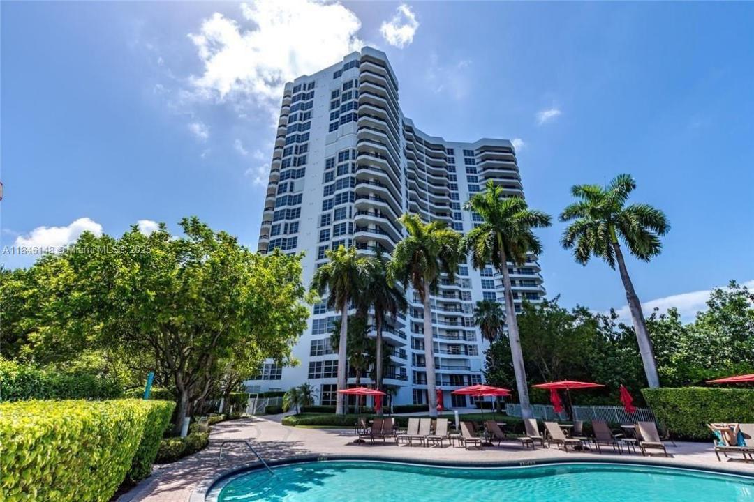 3400 NE 192nd St 1205, Aventura, Florida 33180, Amerika Birleşik Devletleri