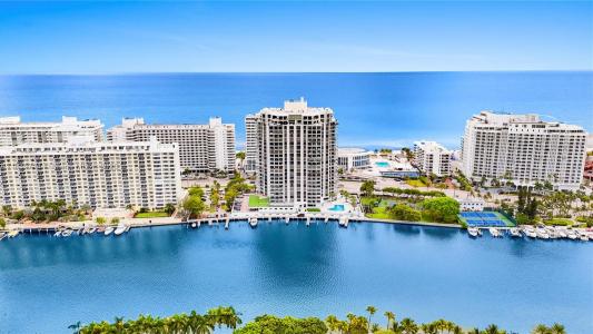 5500 Collins Ave 1502, Miami Beach, Florida 33140, USA