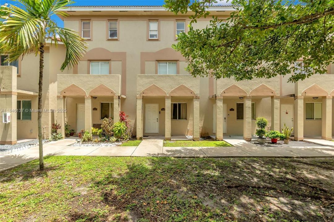 14286 NW 17th Ave, Opa-Locka, 佛羅里達州 33054, 美國