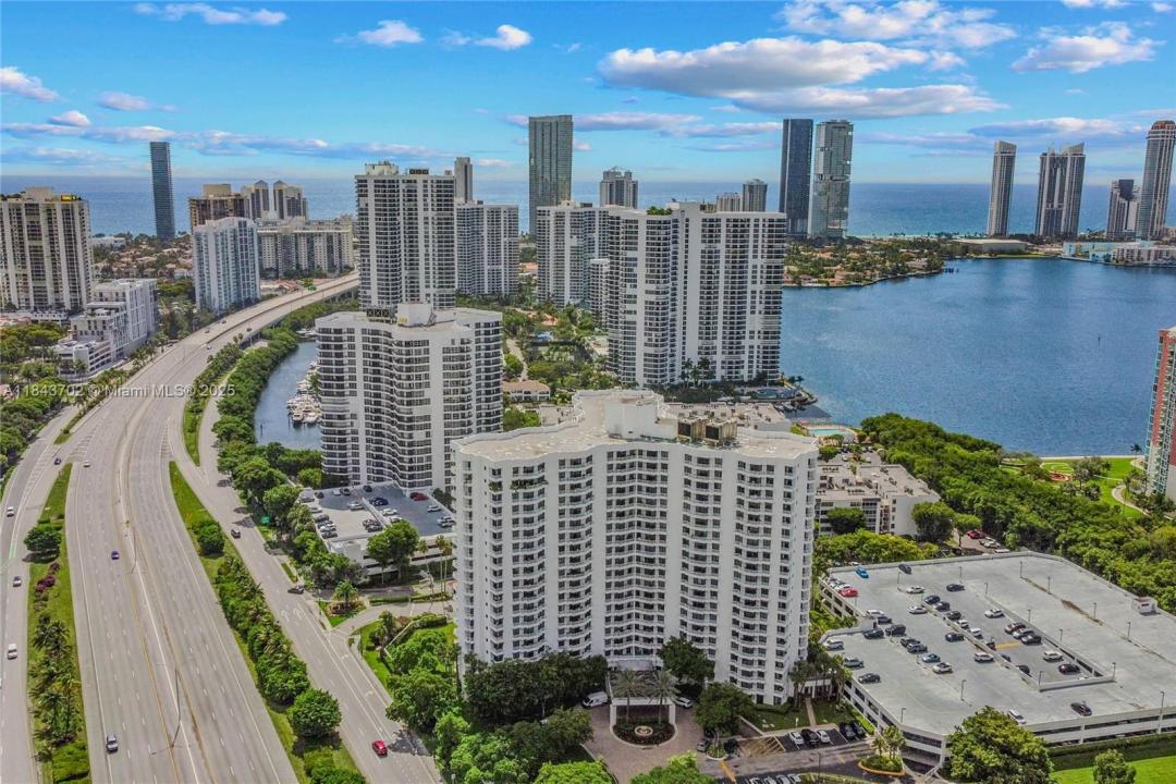 3300 NE 192nd St 1913, Aventura, Floride 33180, États-Unis
