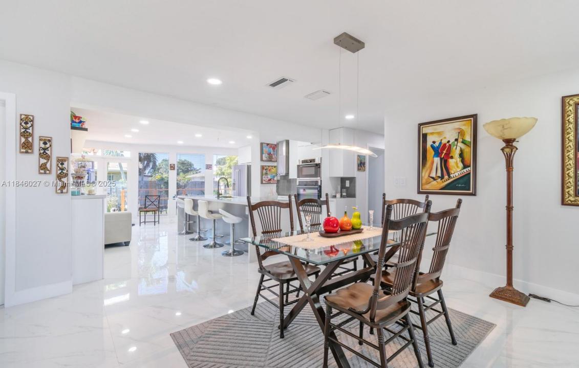 6613 W Westwood Blvd W, Tamarac, Florida 33321, Stati Uniti