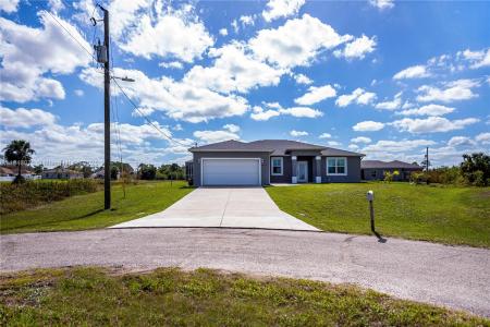 3204 Lark Court, La Belle, Florida 33935, USA