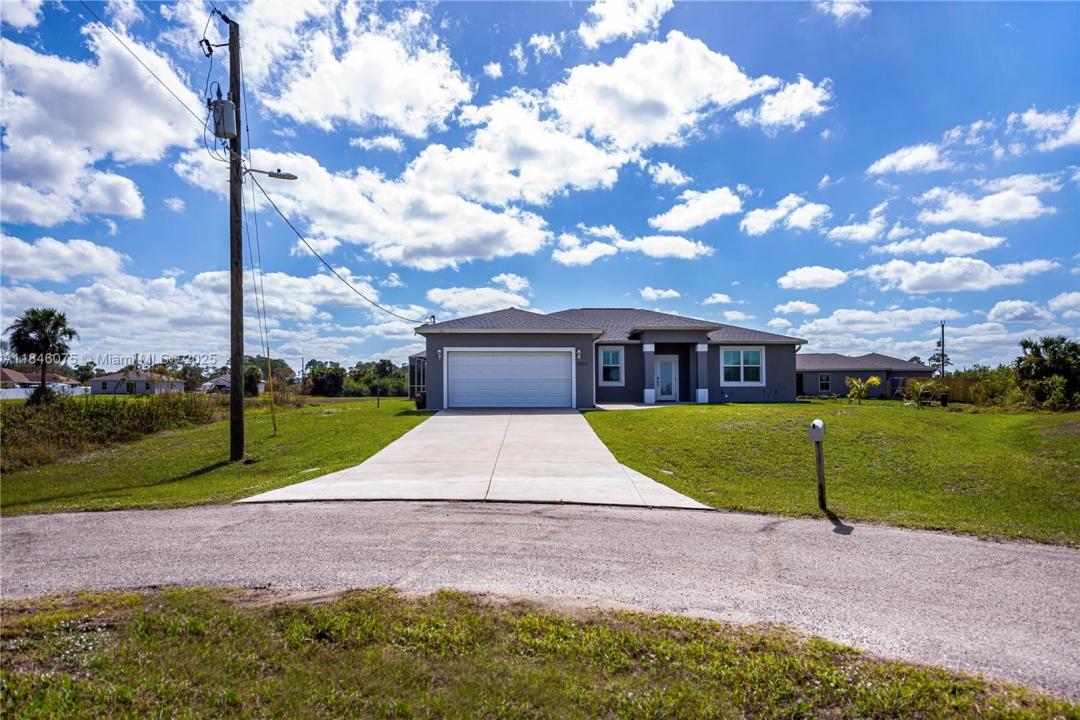 3204 Lark Court, La Belle, Floride 33935, États-Unis