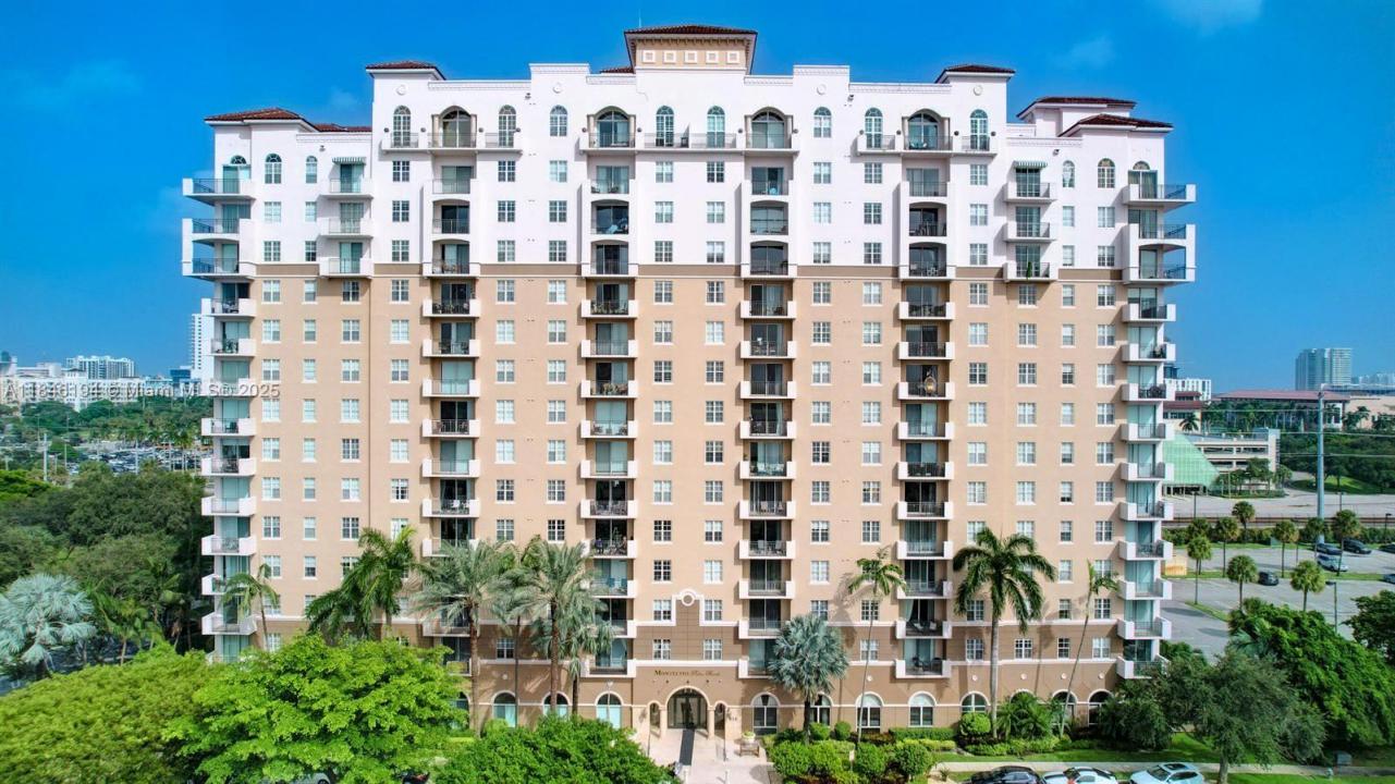 616 Clearwater Park Rd 1003, West Palm Beach, Florida 33401